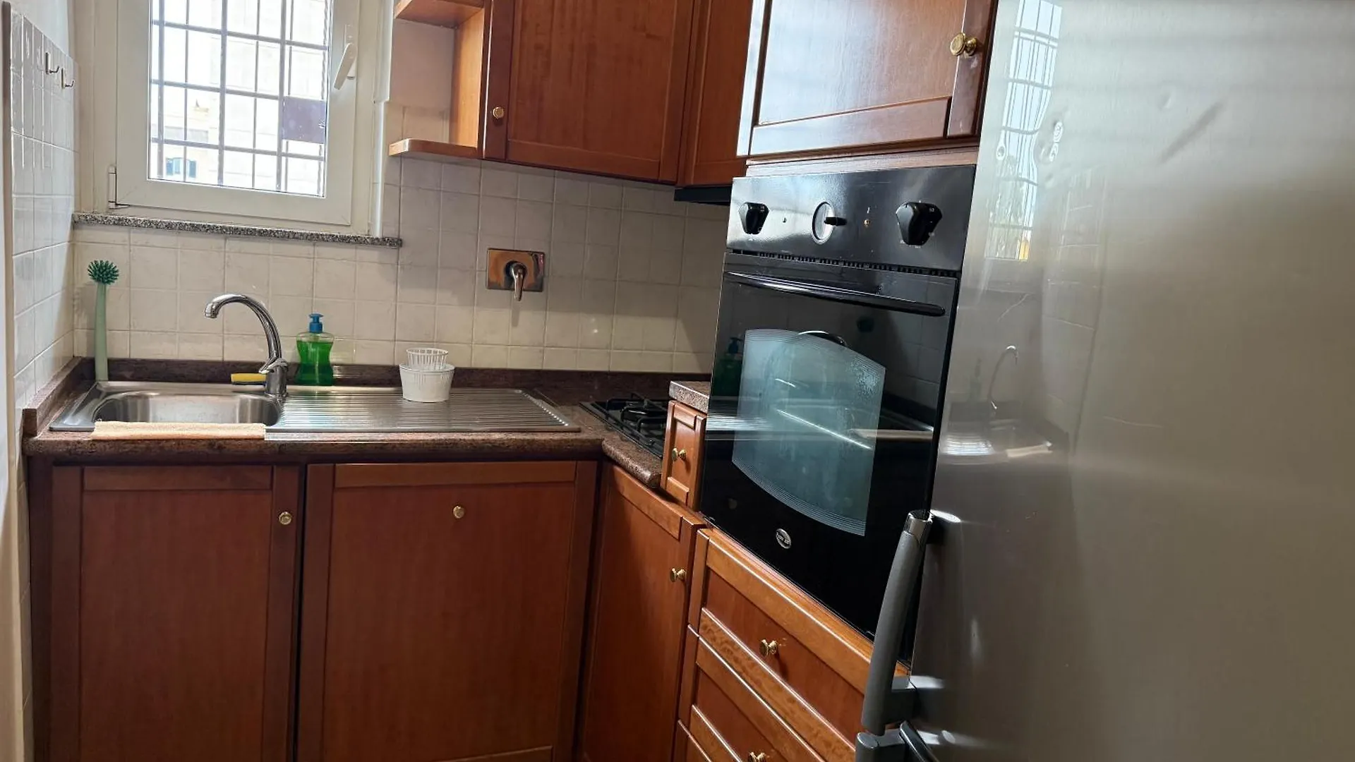 Domi 10 Apartment, Stazione Termini, Via Curtatone 12 Rome 0*,