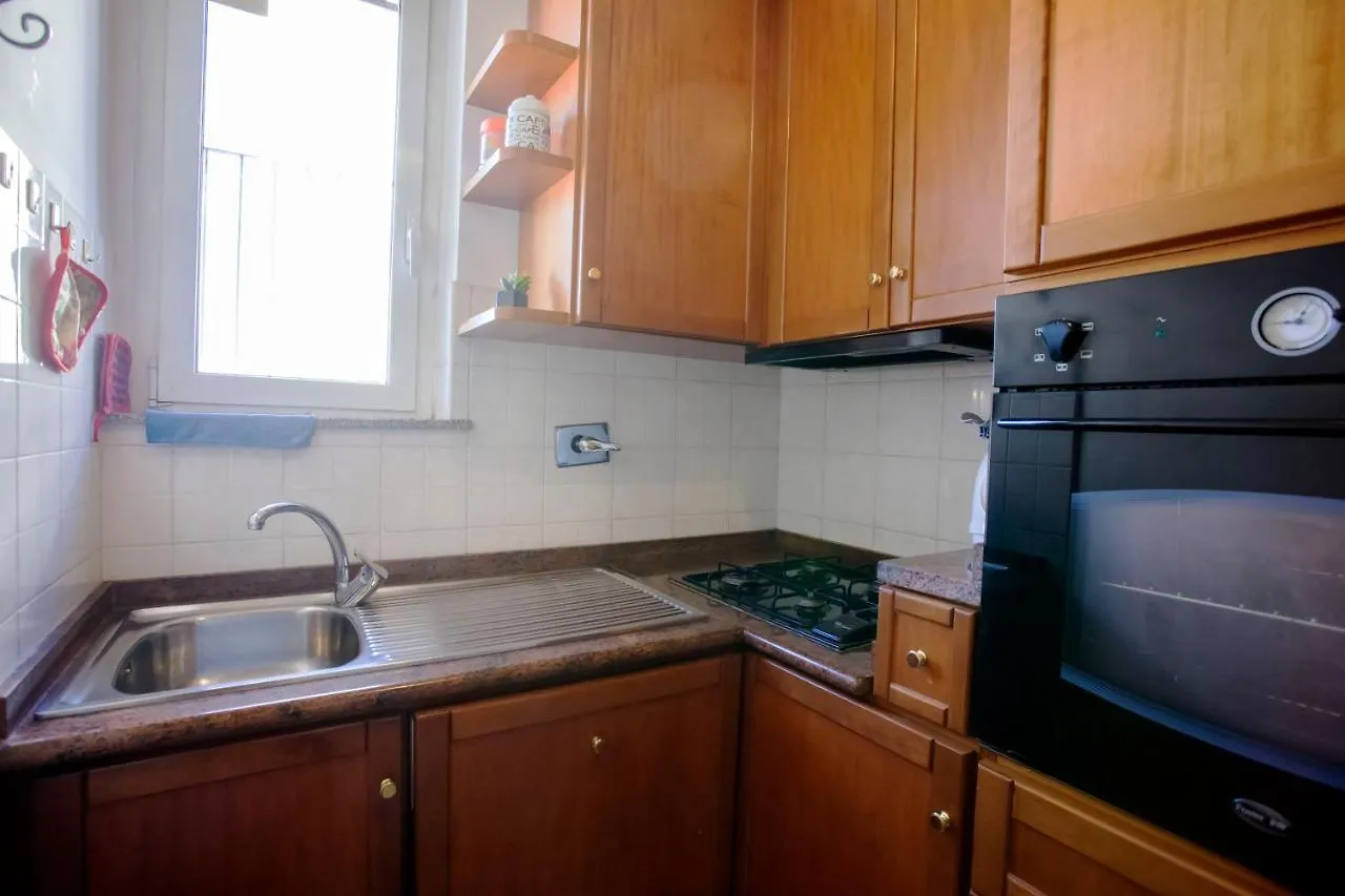 Domi 10 Apartment, Stazione Termini, Via Curtatone 12 Rome